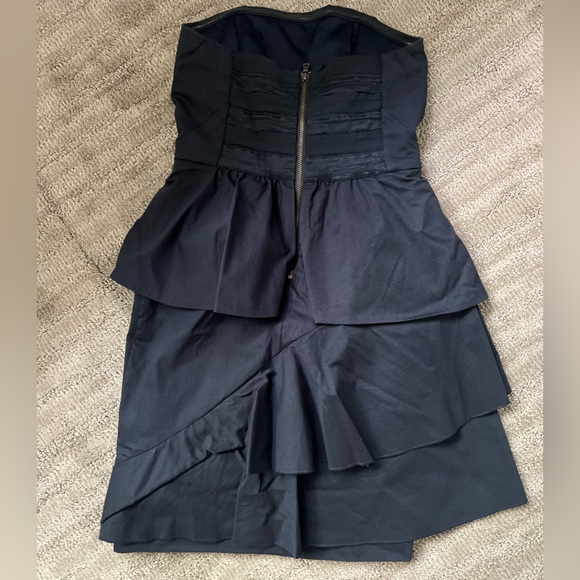 Alice and Olivia navy dress size 0 - Picture 2 of 3